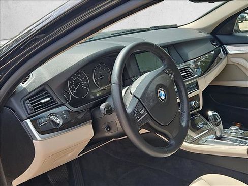 Used 2011 BMW 528i Sedan RWD image 10