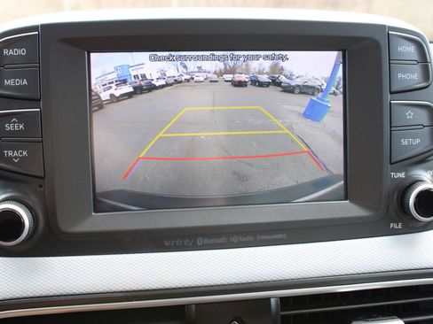 Used 2021 Hyundai Kona Limited image 33