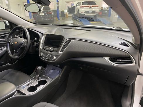 Used 2020 Chevrolet Malibu RS w/ LPO, Convenience Package 2 image 13