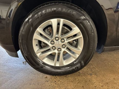 Used 2021 Buick Enclave Essence w/ Sound and Sites Package AWD/4WD image 15