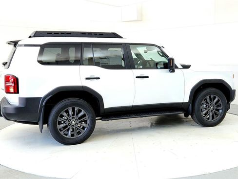 New 2026 Toyota Land Cruiser w/ Premium Package AWD/4WD image 6