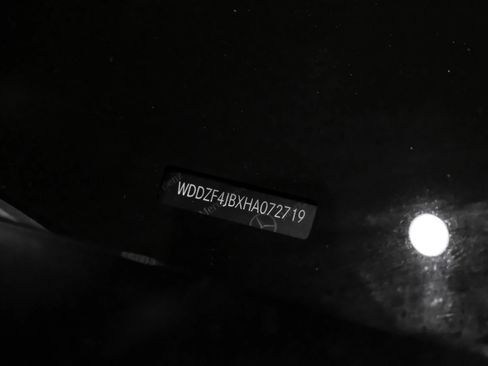 Used 2017 Mercedes-Benz E 300 image 60