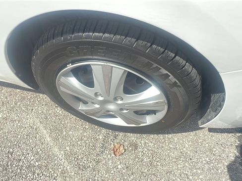 Used 2018 Hyundai Accent SE FWD image 28