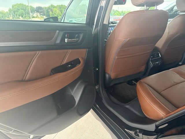 Used 2018 Subaru Outback 3.6R Touring AWD/4WD image 26