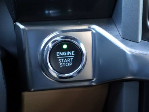 Certified 2023 Ford F150 Lariat AWD/4WD image 11