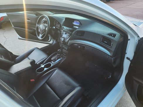 Used 2018 Acura ILX FWD image 13