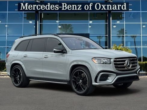 Used 2025 Mercedes-Benz GLS 580 4MATIC image 1