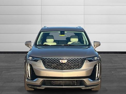 Used 2022 Cadillac XT6 Premium Luxury FWD image 8