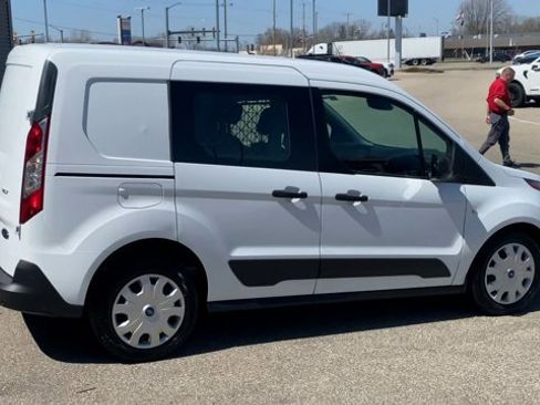 Certified 2020 Ford Transit Connect XLT FWD image 2