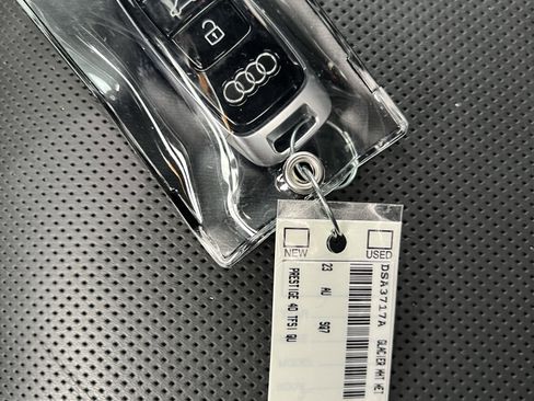 Used 2023 Audi SQ7 Prestige image 38