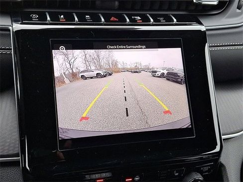 New 2025 Jeep Grand Cherokee Laredo X w/ Luxury Tech Group I image 13