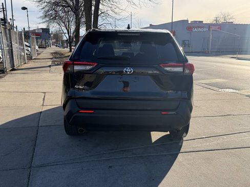 Used 2025 Toyota RAV4 LE image 6