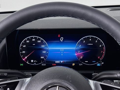 New 2026 Mercedes-Benz GLB 250 image 18