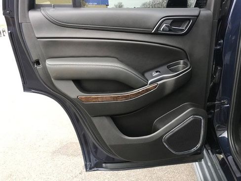 Used 2018 Chevrolet Tahoe LT image 21