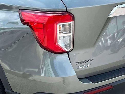 Used 2020 Ford Explorer XLT w/ Equipment Group 202A AWD/4WD image 36
