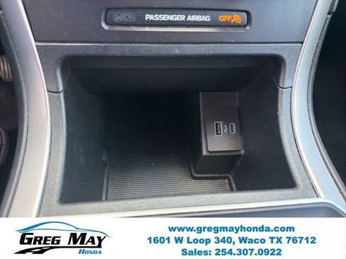 Used 2021 Ford Edge SE FWD image 19