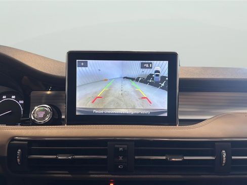 Used 2020 Lincoln Corsair AWD w/ Equipment Group 101A image 18
