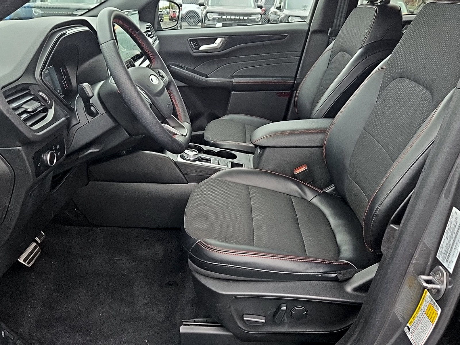 Certified 2023 Ford Escape ST-Line w/ Tech Pack #1 AWD/4WD image 11
