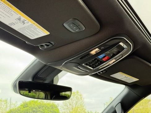 New 2026 Jeep Grand Wagoneer 4WD image 25