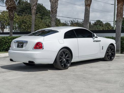 Used 2019 Rolls-Royce Wraith image 8