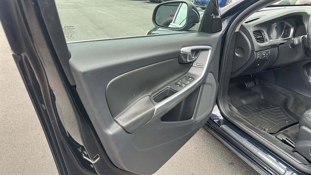 Used 2016 Volvo S60 T5 Premier AWD/4WD image 19