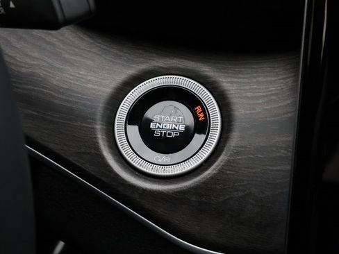 Used 2024 Jeep Grand Cherokee Limited 4xe image 30