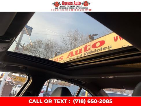 Used 2021 BMW 330i xDrive Sedan w/ Convenience Package image 25