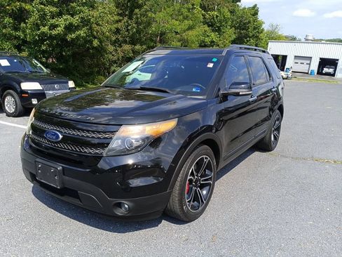 Used 2014 Ford Explorer Sport w/ Equipment Group 401A AWD/4WD image 2