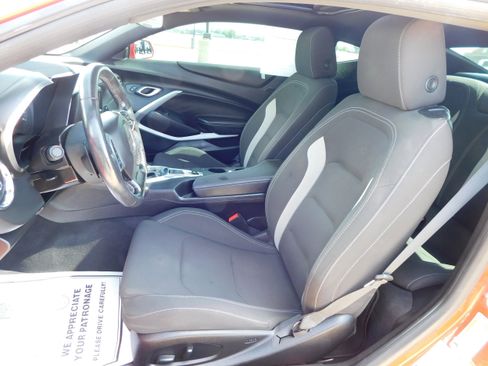 Used 2018 Chevrolet Camaro LT w/ RS Package image 9