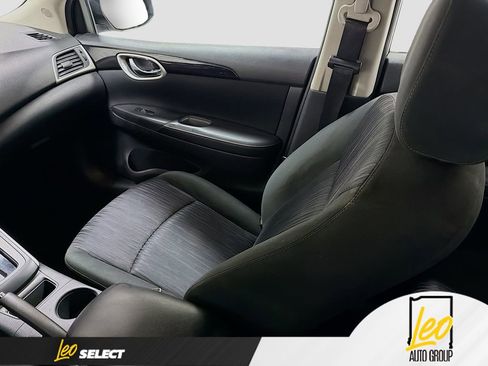 Used 2019 Nissan Sentra SV FWD image 21