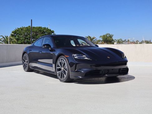 New 2026 Porsche Taycan RWD image 7
