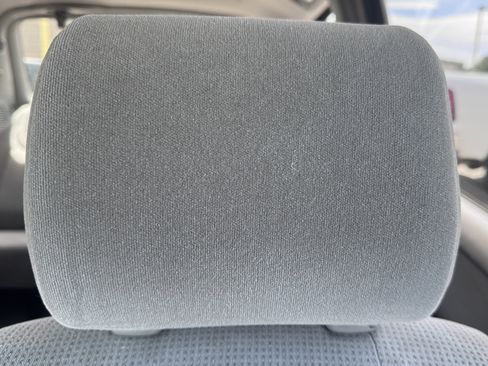 Used 2004 Toyota Sienna CE FWD image 12