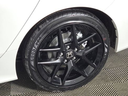 New 2026 Honda Civic Sport image 9