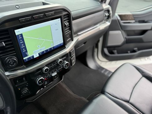 Used 2021 Ford F150 Lariat image 27