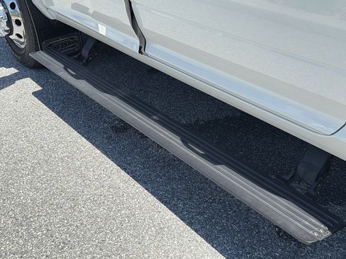 Used 2023 RAM 3500 Limited AWD/4WD image 18