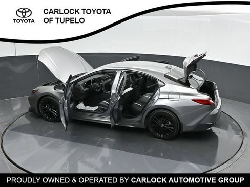 Used 2025 Toyota Camry SE FWD image 60
