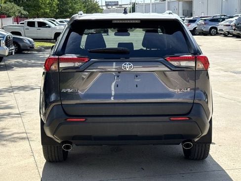 Used 2024 Toyota RAV4 XLE Premium FWD image 5