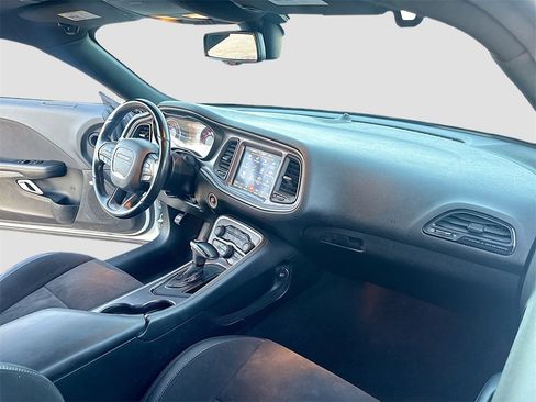 Used 2019 Dodge Challenger R/T Scat Pack image 28