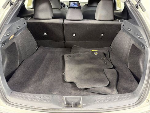 Used 2021 Toyota C-HR LE FWD image 14