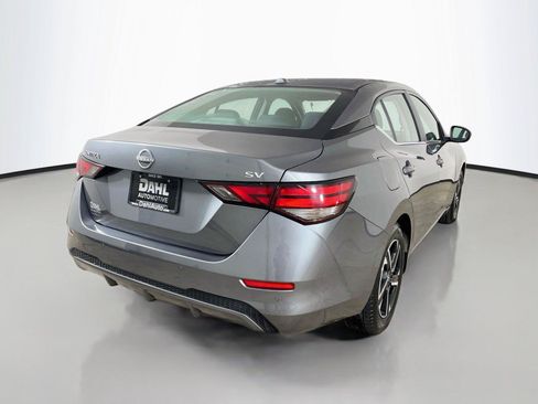 Used 2024 Nissan Sentra SV FWD image 13