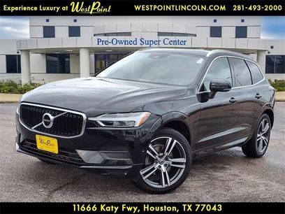Used 2019 Volvo XC60 T5 Momentum w/ Multimedia Package