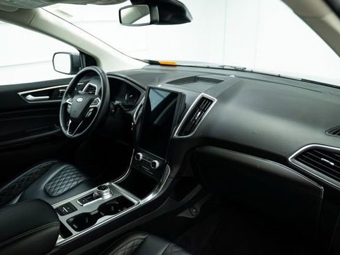 Used 2024 Ford Edge Titanium image 15