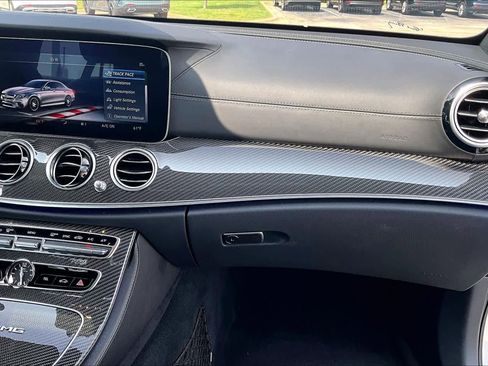 Used 2018 Mercedes-Benz E 63 AMG S image 19