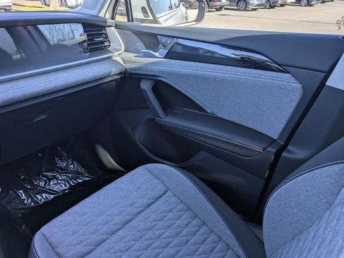 New 2026 Volkswagen Tiguan S image 18