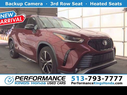 Used 2021 Toyota Highlander XSE FWD image 1