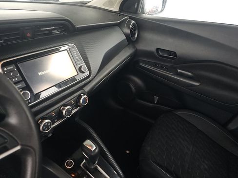 Used 2021 Nissan Kicks S FWD image 5