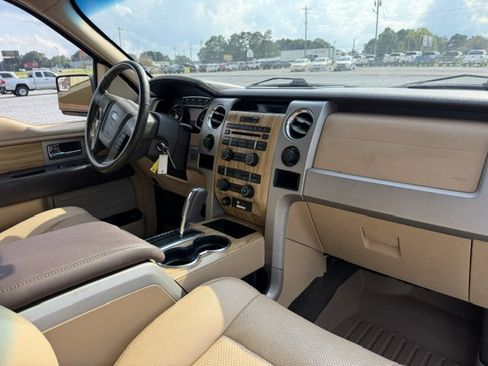 Used 2011 Ford F150 Lariat w/ Lariat Plus Pkg AWD/4WD image 12