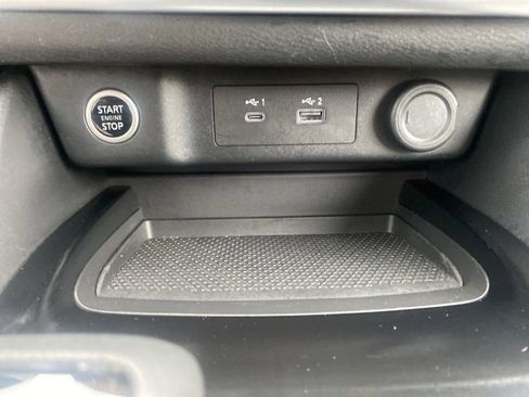 Used 2023 Nissan Rogue SV image 24