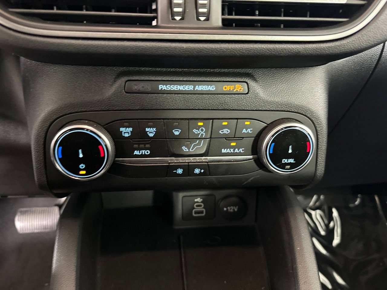 Used 2025 Ford Escape Active AWD/4WD image 20