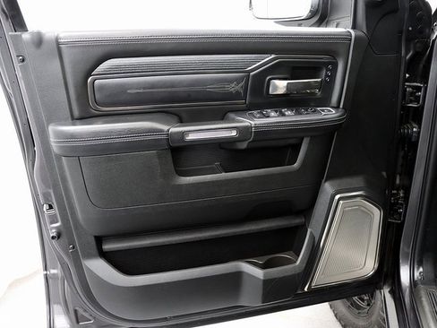 Used 2020 RAM 3500 Limited image 25